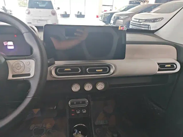 Wuling Hongguang Mini EV — Фото автомобиля 12