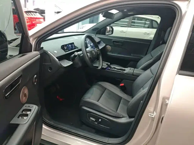 Toyota BoZhi 3X — Фото автомобиля 15