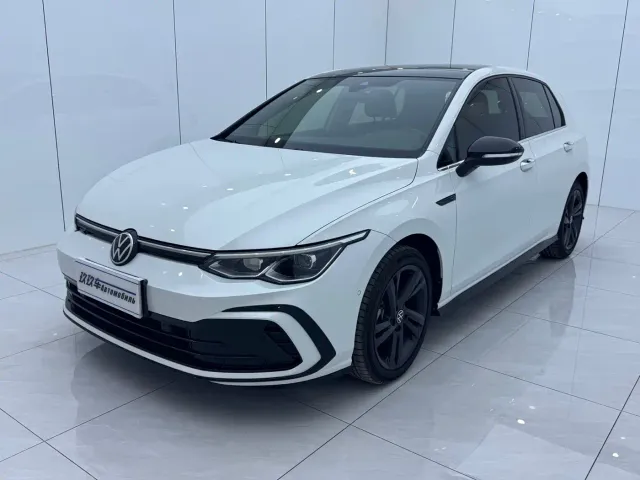 Фотография автомобиля — Volkswagen Golf