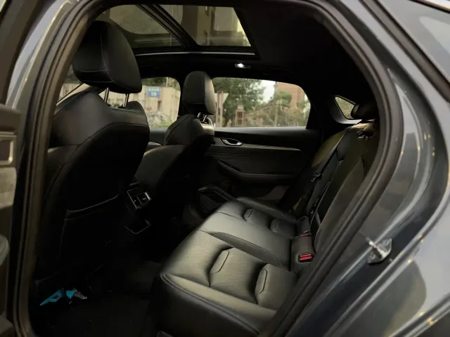Geely Xingrui — Фото автомобиля 9
