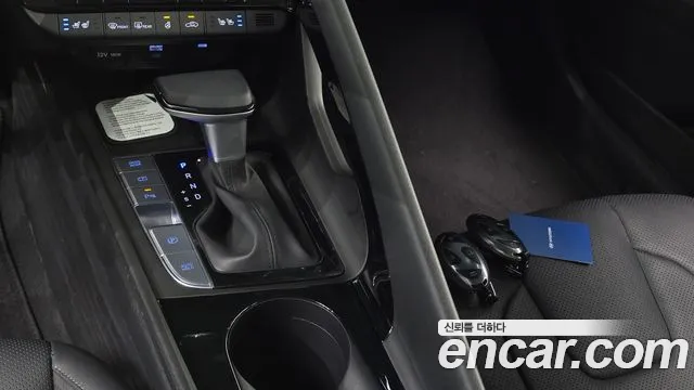 Hyundai Avante CN7 — Фото автомобиля 12