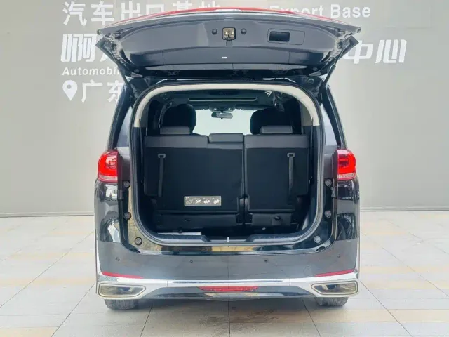 GAC Trumpchi M8 — Фото автомобиля 16