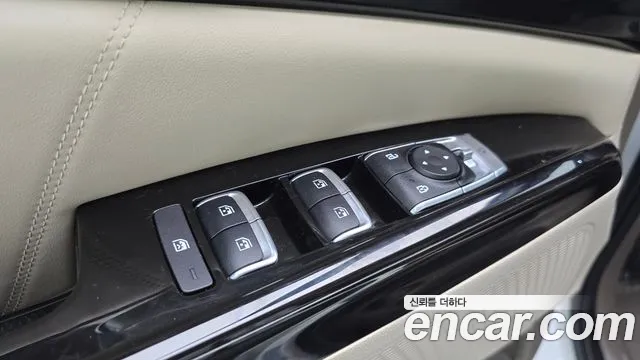 Kia Canival Carnival 4 поколение Бензин 7 мест Signature — Фото автомобиля 27