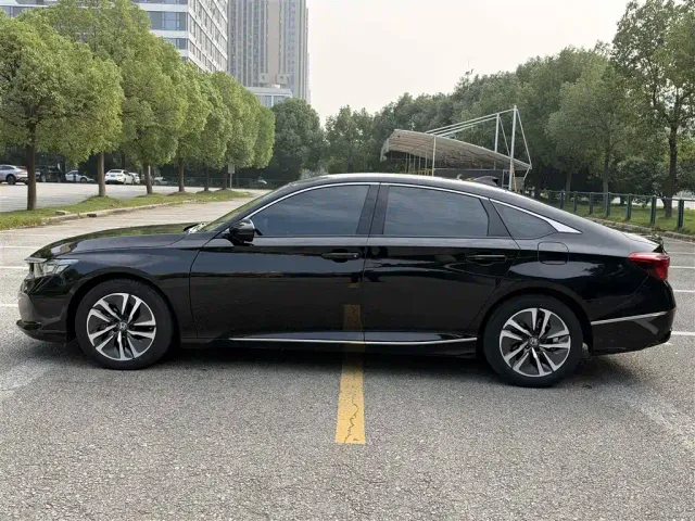 Honda Inspire — Фото автомобиля 8