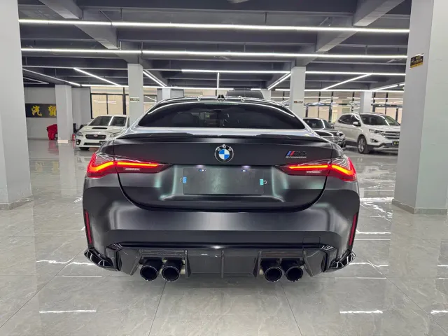 BMW M4 — Фото автомобиля 4