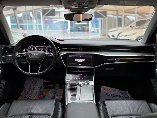 Audi A6L — Фото автомобиля 16