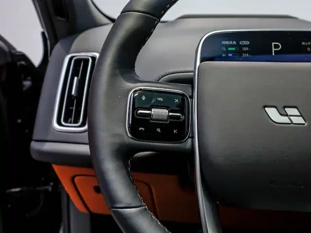 Li Auto Li Auto L7 2025 Ultra Smart Renewal Edition — Фото автомобиля 28