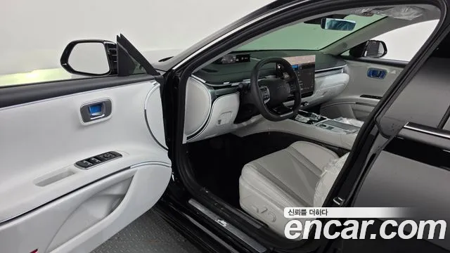 Hyundai Grandeur GN7 — Фото автомобиля 15