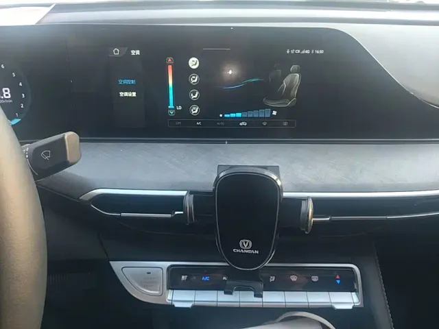 Changan Eado — Фото автомобиля 12