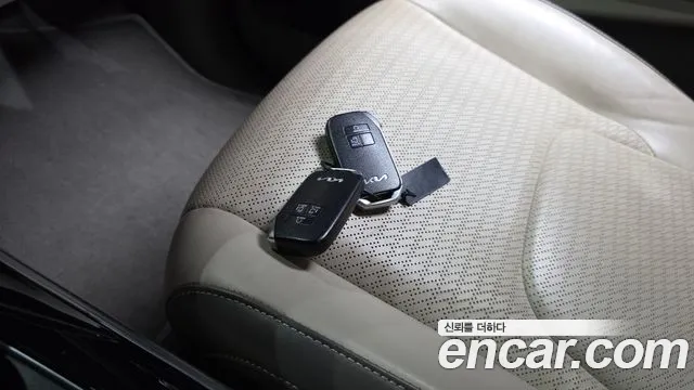 Kia Carnival 4th Gen — Фото автомобиля 22
