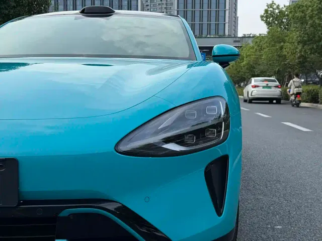 Xiaomi SU7 — Фото автомобиля 20
