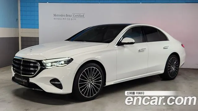 Фотография автомобиля — Mercedes-Benz E-Class