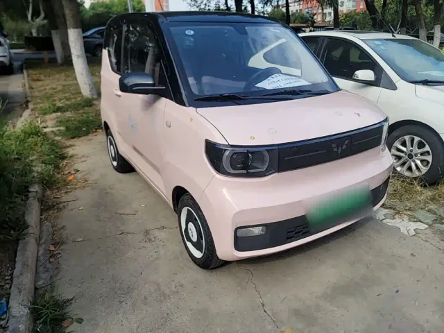 Wuling Hongguang Mini EV — Фото автомобиля 3
