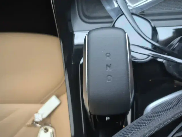 Geely Boyue L — Фото автомобиля 15