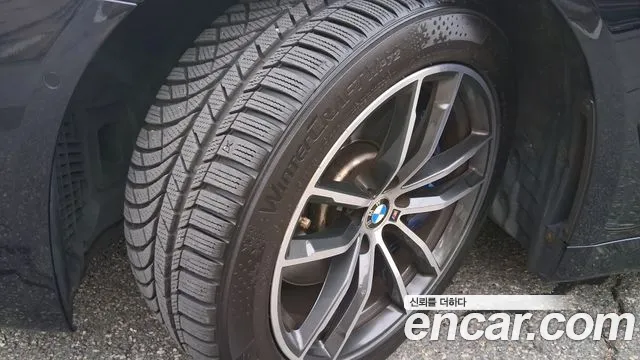 BMW 5 Series G30 — Фото автомобиля 5