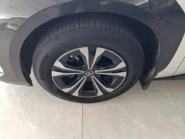 Toyota FAW Toyota bZ4X — Фото автомобиля 22