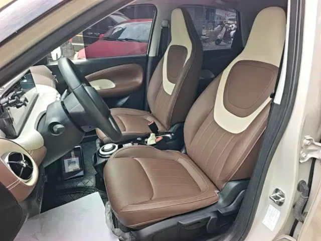 Wuling Bingo — Фото автомобиля 14