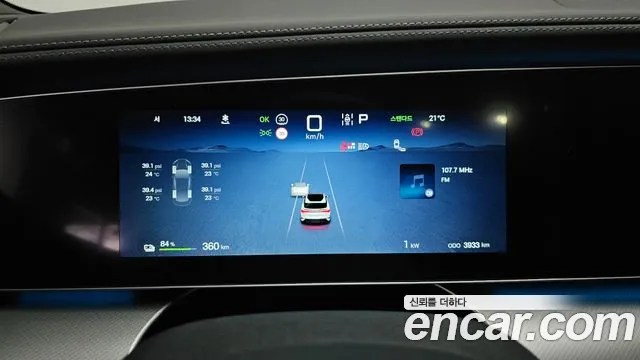 BYD Sealion 7 — Фото автомобиля 8