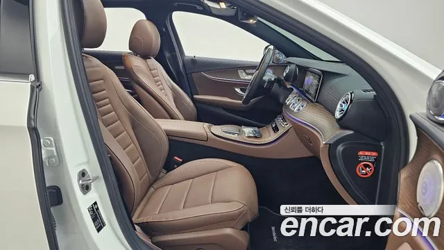 Mercedes-Benz E-Class W213 — Фото автомобиля 10