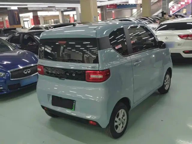 Wuling Hongguang Mini EV — Фото автомобиля 6