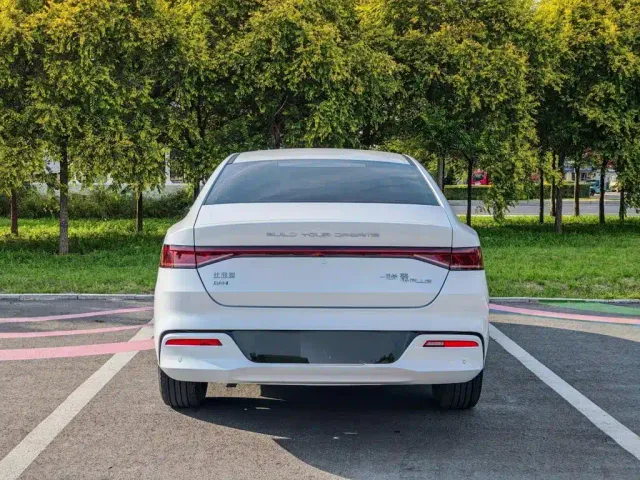 BYD Qin PLUS — Фото автомобиля 6