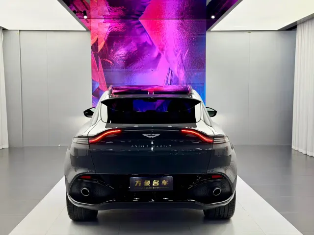 Aston Martin DBX — Фото автомобиля 5