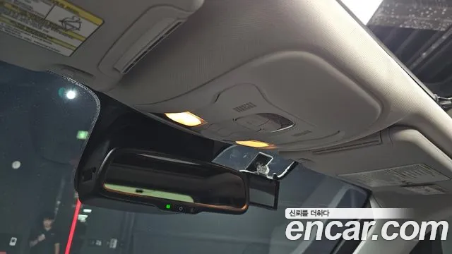 Jeep Renegade — Фото автомобиля 23