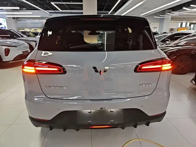 Wuling Binguo PLUS — Фото автомобиля 5