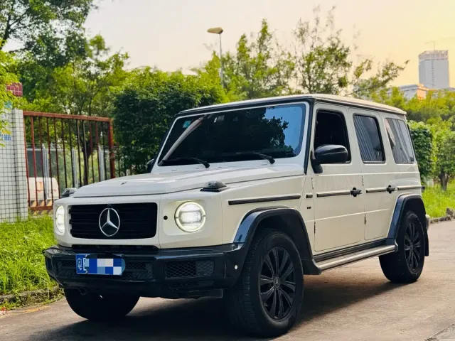 Фотография автомобиля — Mercedes-Benz G-Class