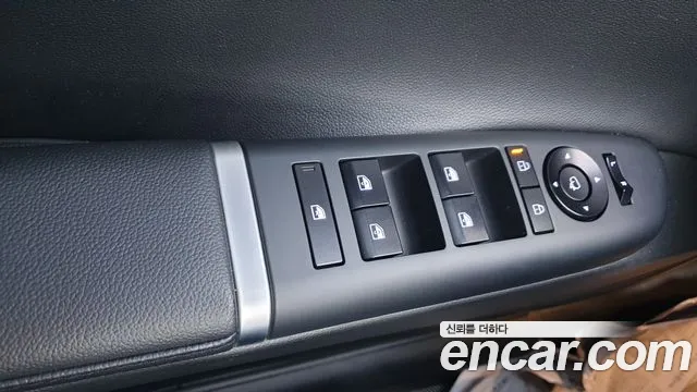 Hyundai Grandeur GN7 — Фото автомобиля 11