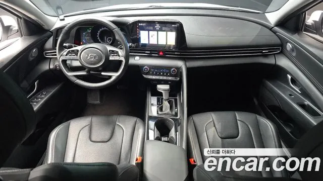 Hyundai Avante CN7 — Фото автомобиля 7