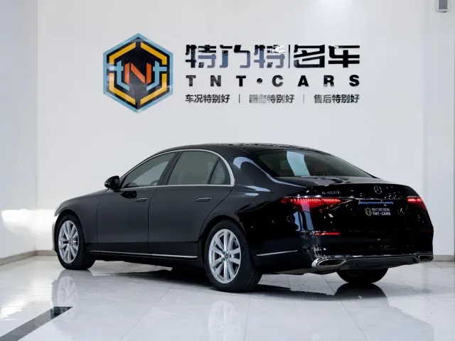 Mercedes-Benz S-Class — Фото автомобиля 4