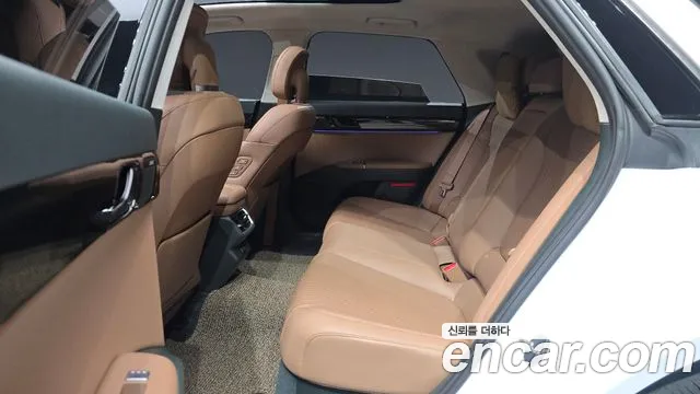 Hyundai Grandeur GN7 — Фото автомобиля 12