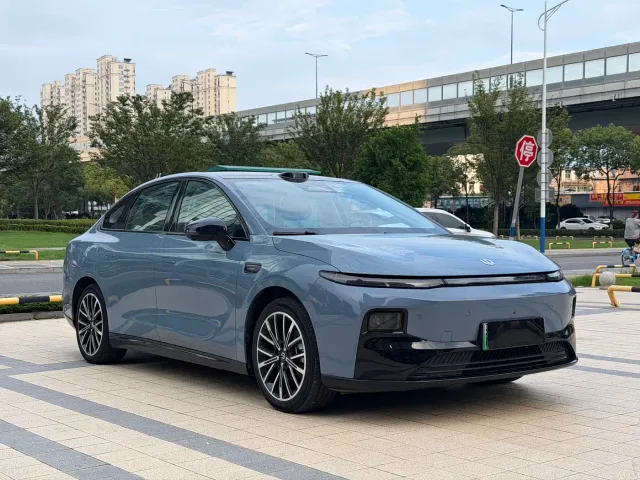 Leapmotor B01 — Фото автомобиля 3