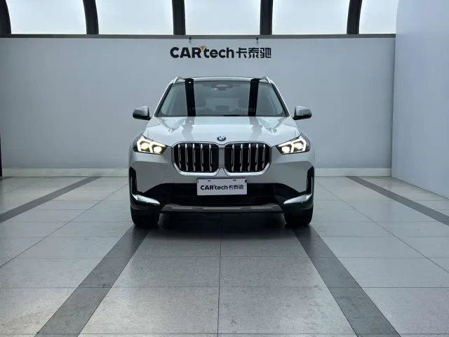 BMW X1 — Фото автомобиля 2