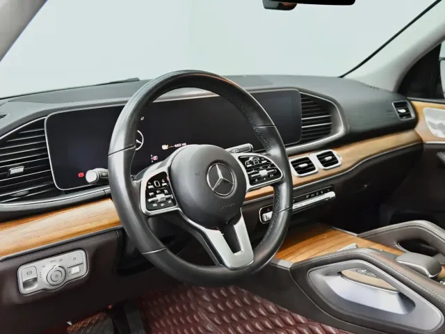 Mercedes-Benz GLE-Class — Фото автомобиля 18