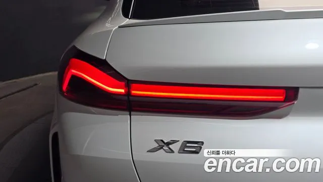 BMW X6 xDrive40i M Sport — Фото автомобиля 20