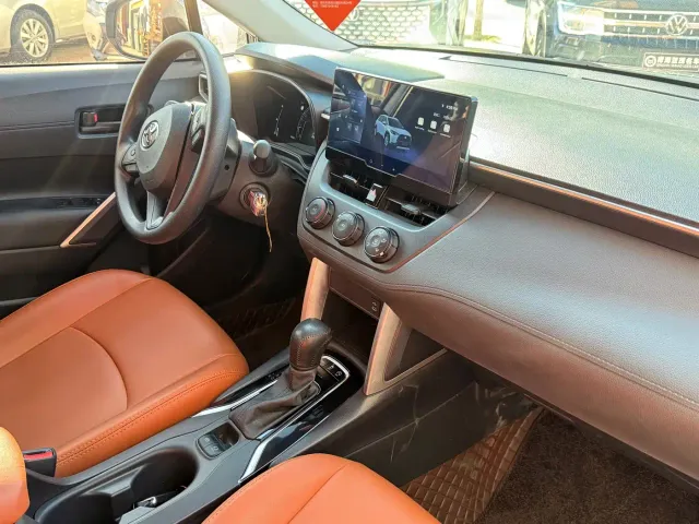 Toyota Corolla Cross — Фото автомобиля 14
