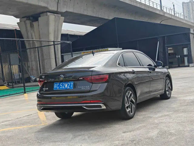 Volkswagen Sagitar — Фото автомобиля 7