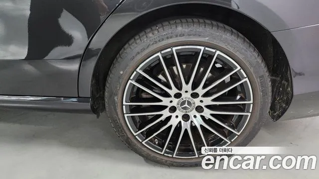 Mercedes-Benz C-Class — Фото автомобиля 5