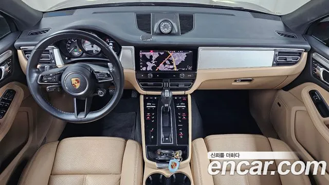 Porsche Macan — Фото автомобиля 7