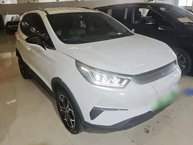 BYD Yuan Pro — Фото автомобиля 3