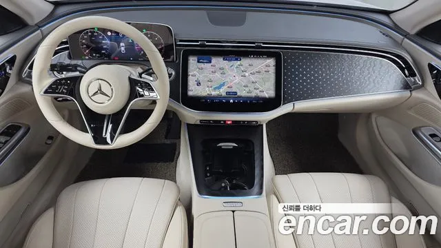 Mercedes-Benz E-Class — Фото автомобиля 7