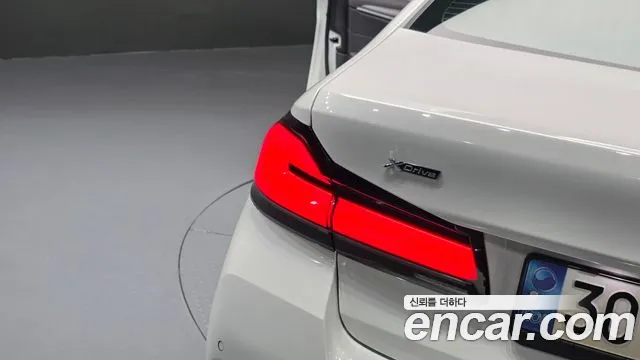 BMW 5-Series 5 серия (G30) 523d M Sport — Фото автомобиля 21
