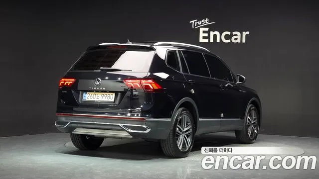 Volkswagen Tiguan — Фото автомобиля 2
