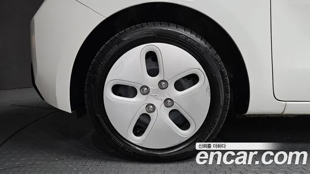 Kia RAY Новый Kia Ray Фургон — Фото автомобиля 5