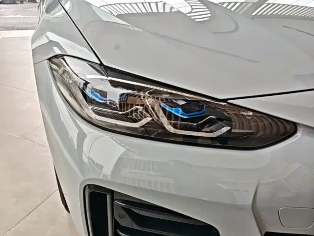 BMW 4 Series — Фото автомобиля 10