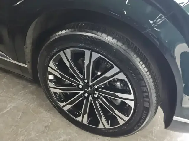 Wuling Starlight L — Фото автомобиля 6