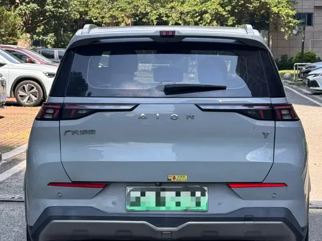 GAC Aion Y — Фото автомобиля 5