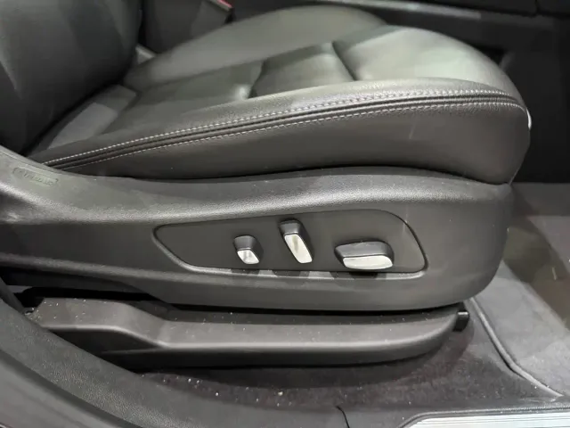 Cadillac XT5 — Фото автомобиля 15